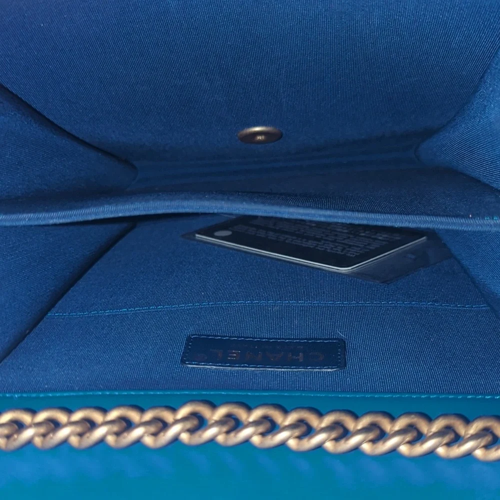 Chanel Boy North South Vertical Bag Blue Quilted Lambskin Gold HardwareAuthentic - Picture 16 of 17